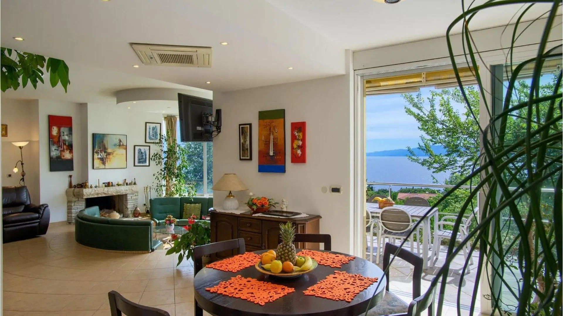 Villa House Iver Zurkovo Holiday home